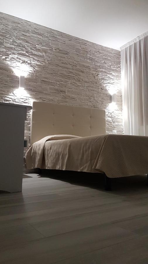 Albergo Paris 索托马里纳 外观 照片