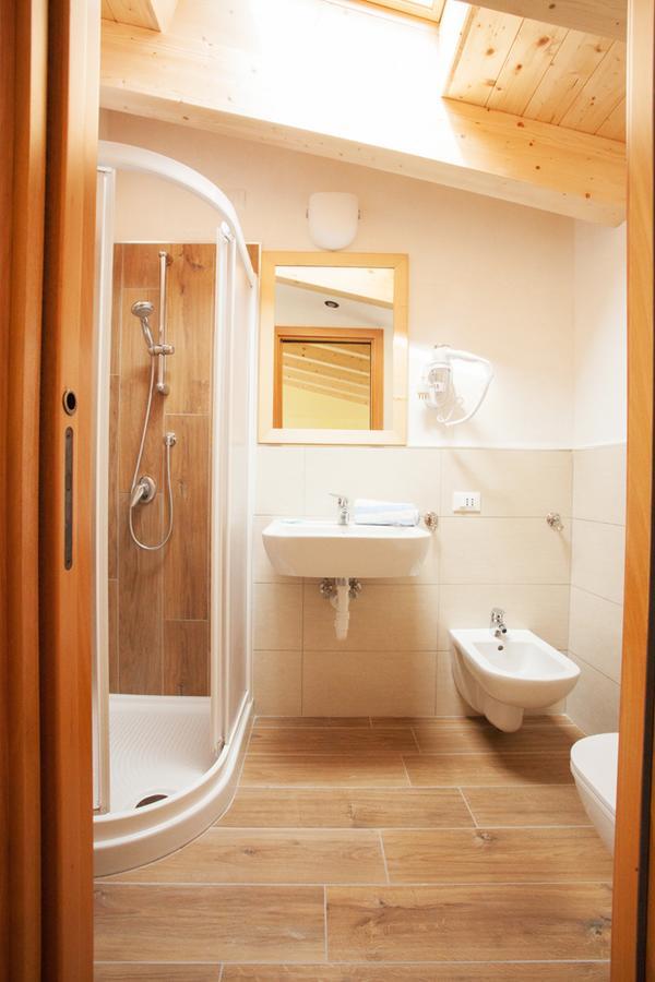 Albergo Paris 索托马里纳 外观 照片