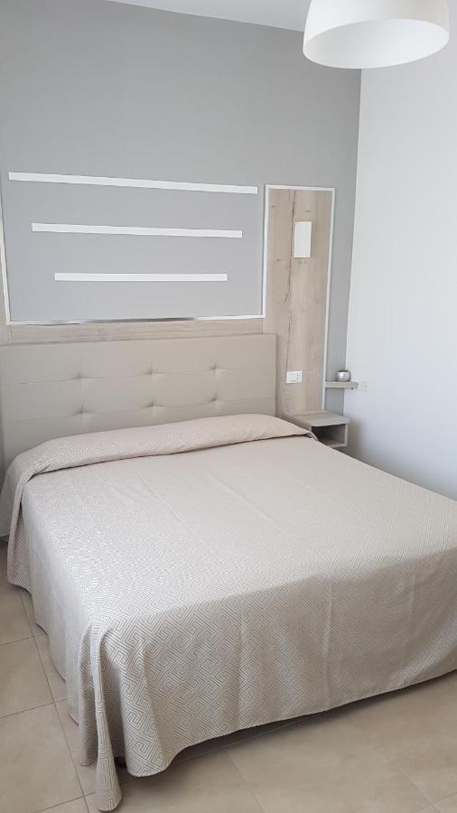 Albergo Paris 索托马里纳 外观 照片